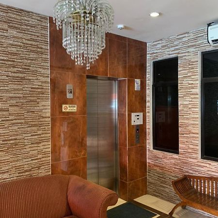 AG Hotel Penang Gelugor Buitenkant foto