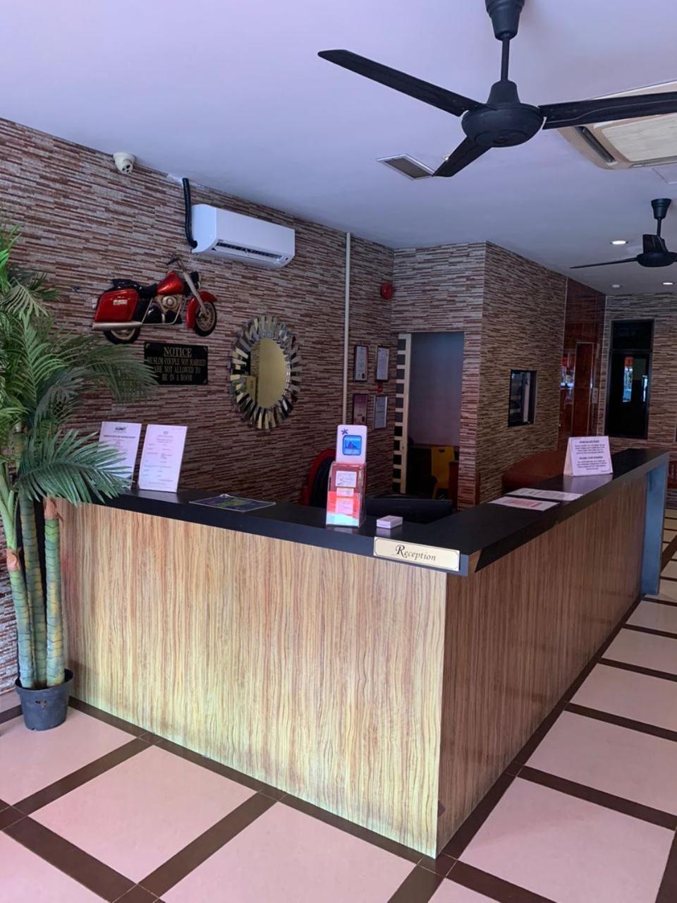 AG Hotel Penang Gelugor Buitenkant foto