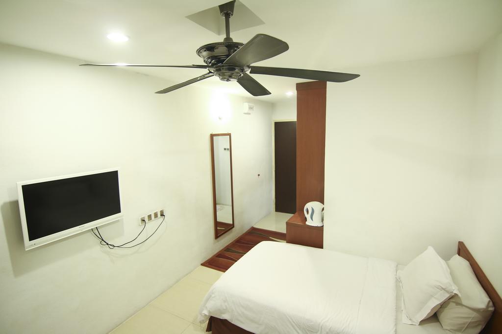 AG Hotel Penang Gelugor Buitenkant foto