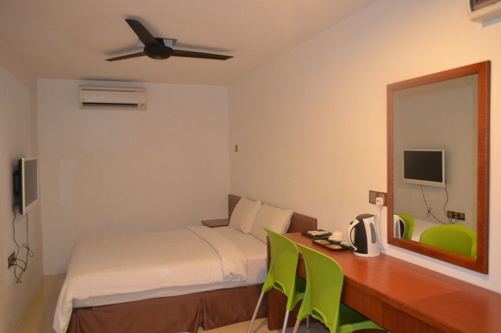 AG Hotel Penang Gelugor Buitenkant foto